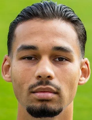 Ямано Ольферс