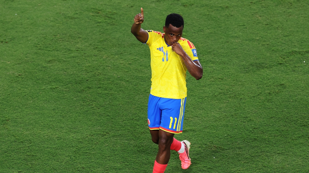 Гол Ариаса выводит Колумбию вперед, а Гану - наружу