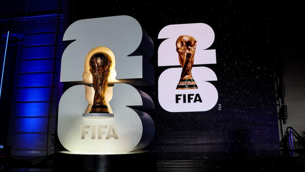 На последней восьмой странице чемпионата мира показаны оставшиеся команды