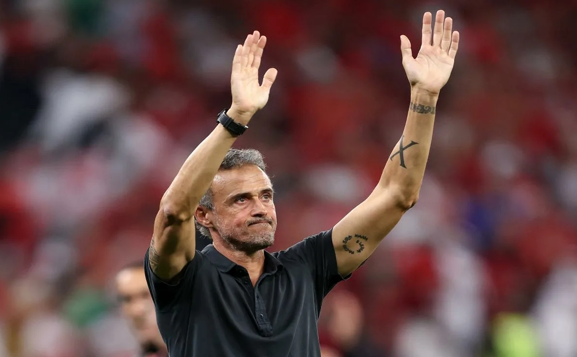 Прорыв и клубная карьера: Выбор в пользу "Барселоны", превращение в символ