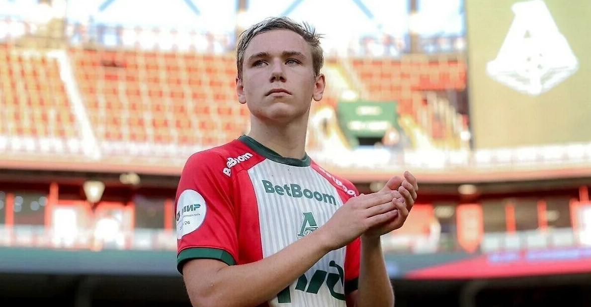 Агент утверждает, что вероятность ухода Батракова из "Локомотива" этим летом составляет 90%