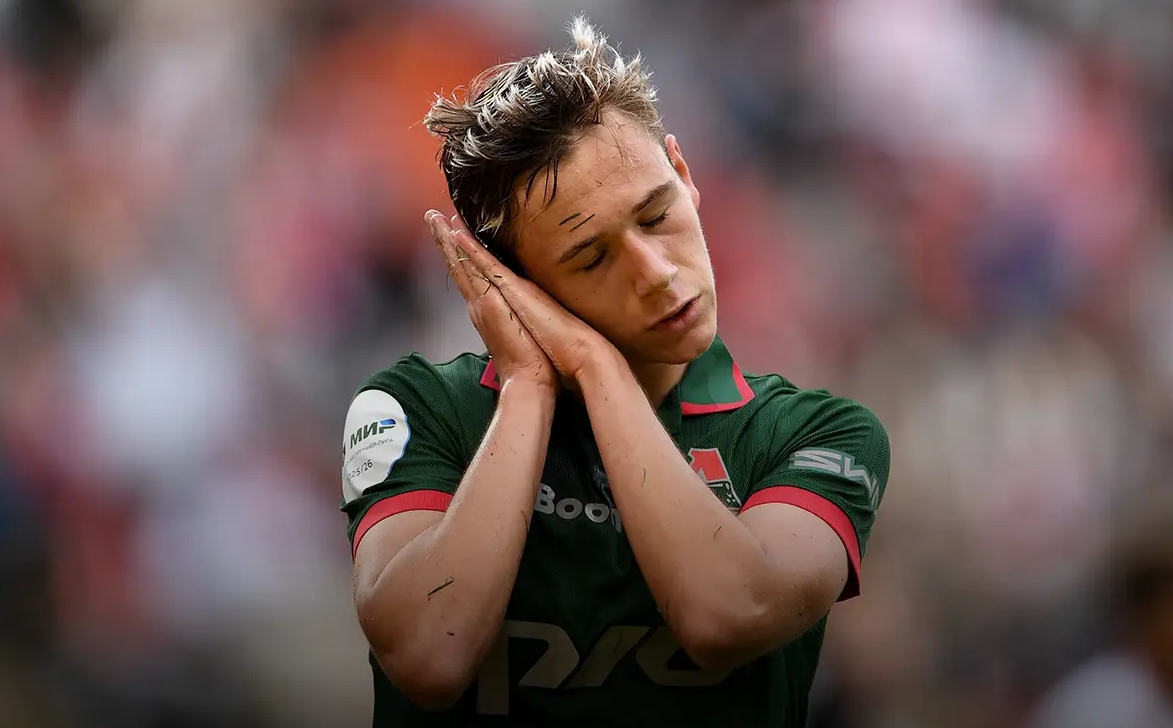 Вероятность того, что Батраков покинет "Локомотив" летом, составляет 90%