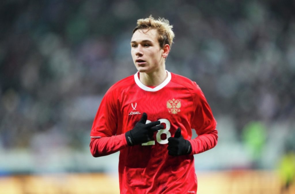 Агент Батракова заявил о 90% вероятности ухода из «Локомотива» летом 2026 года